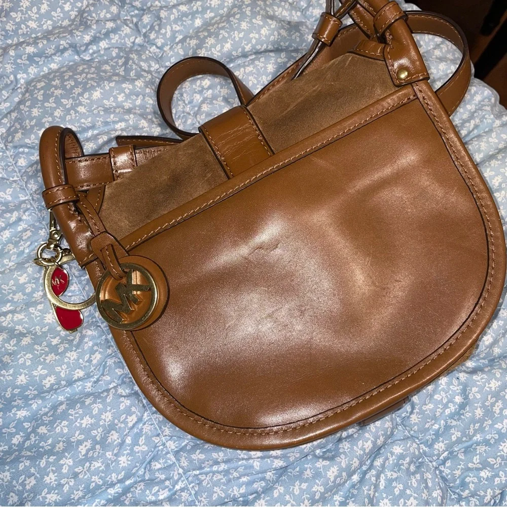 Michael Kors Jamie Medium Suede Saddle Bag - Picture 3 of 14
